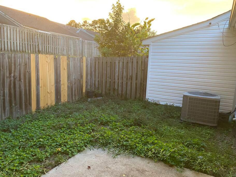 Comfy, Stylish Townhome Near I-20! Augusta Exterior foto